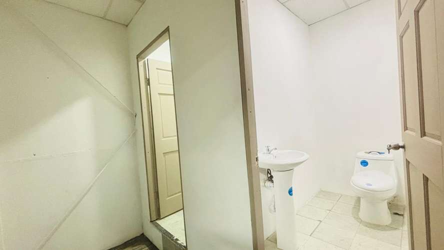 Bodega / Local Comercial de 515 m² en Alquiler Brasil de Santa Ana KVV - Imagen 14