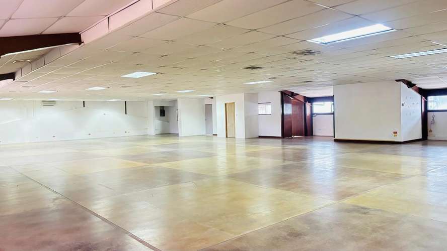 Bodega / Local Comercial en Alquiler – Parque Industrial del Oeste KVV - Imagen 6