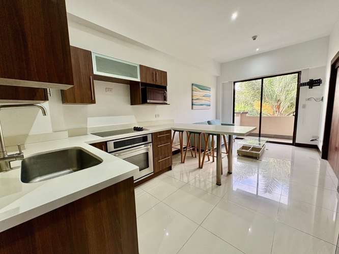 SANTA ANA! APARTAMENTO AMUEBLADO EN MONTESOL 1HAB/1.5BAÑOS/1PARQUEO - Imagen 5