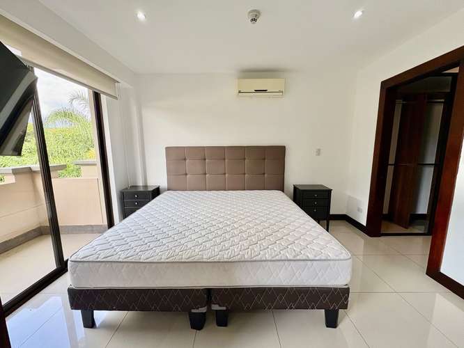SANTA ANA! APARTAMENTO AMUEBLADO EN MONTESOL 1HAB/1.5BAÑOS/1PARQUEO - Imagen 11