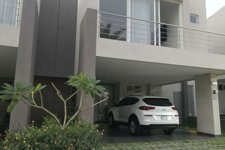 Hermosa casa en Condominio La Arboleda en La Ribera de Belen, 3 habitaciones, 3 parqueos