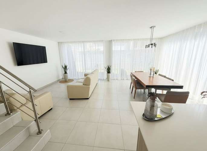 Hermosa casa en Condominio La Arboleda en La Ribera de Belen, 3 habitaciones, 3 parqueos