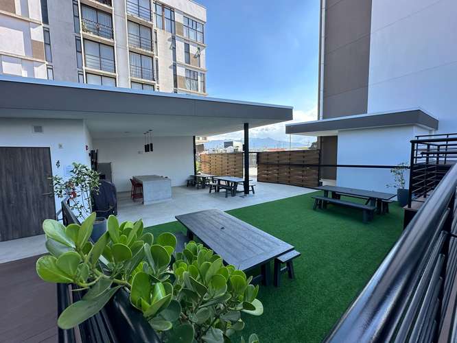 Alquiler de Apartamento Amueblado de Lujo con Terraza 