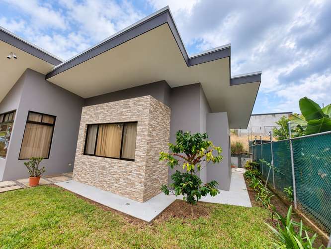 Casa moderna en Naranjo | Privacidad, seguridad y excelente ubicación