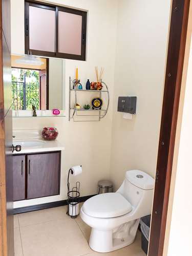 Casa moderna en Naranjo | Privacidad, seguridad y excelente ubicación