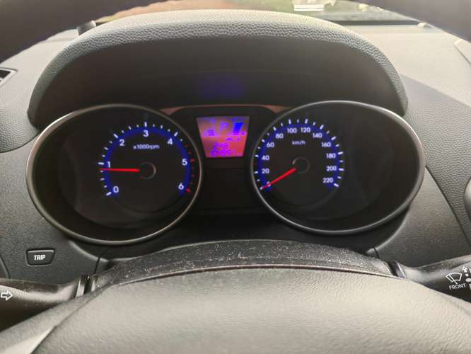 Hyundai Tucson 2010 ¡Confiabilidad, espacio y potencia en un solo SUV! Perfecta para la familia o para quienes buscan co