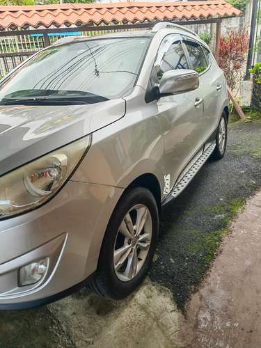 Hyundai Tucson 2010 ¡Confiabilidad, espacio y potencia en un solo SUV! Perfecta para la familia o para quienes buscan co