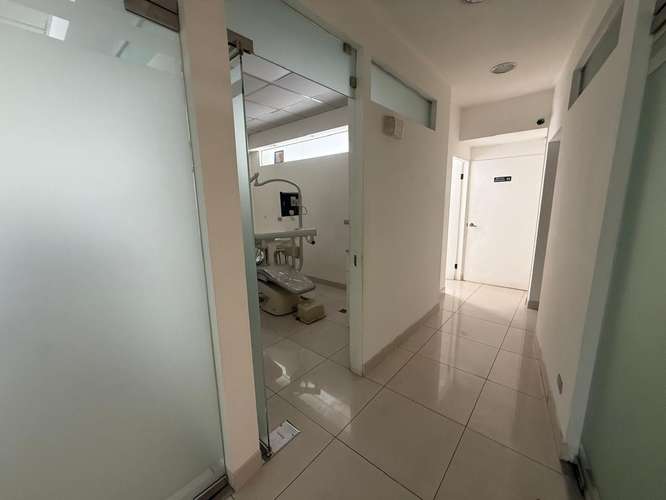 Alquiler consultorio odontologia San José Centro - Imagen 10