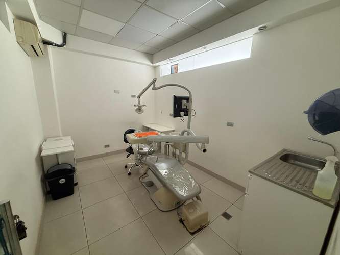 Alquiler consultorio odontologia San José Centro - Imagen 6