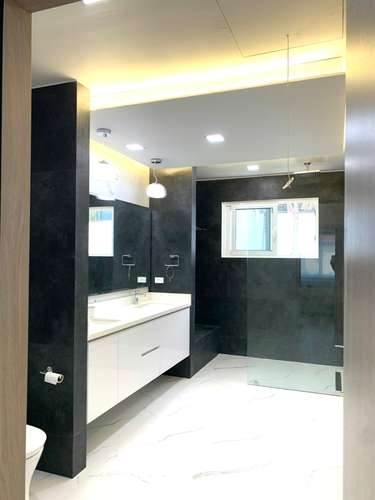 Casa 1 piso en Santa Ana · Pozos · 3 hab · 235 m²
