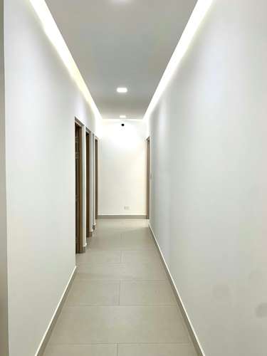 Casa 1 piso en Santa Ana · Pozos · 3 hab · 235 m²