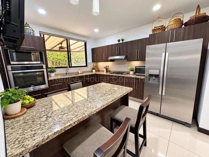 Casa de Lujo en Francosta Heredia - 300 m2 - Imagen 5