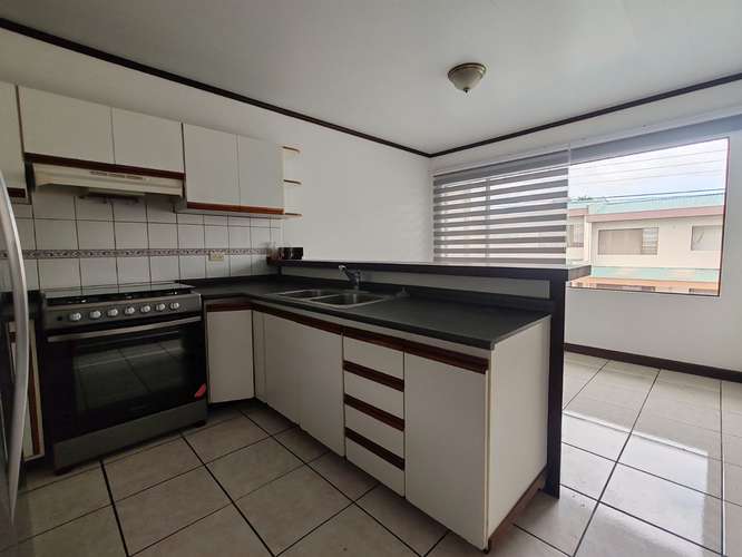 Venta y Alquiler bellisimo apartamento condominio selecto Curridabat 