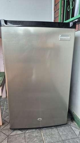 Refrigeradora pequeña, PRECIO NEGOCIABLE - Imagen 2
