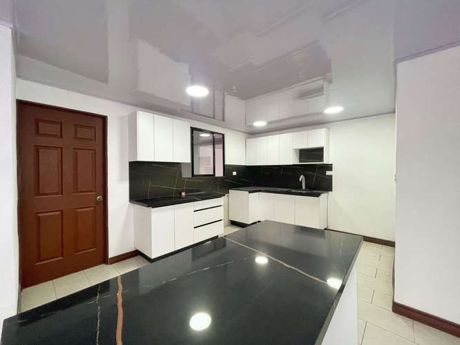 Casa de una planta y jardín con gran potencial en Rohrmoser!! P610 - Imagen 9