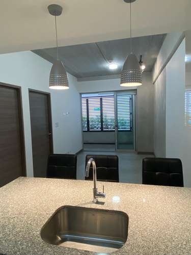 Alquiler en 101 Escalante | 1 Habitación, 2 Parqueos | Primer Piso - Imagen 3