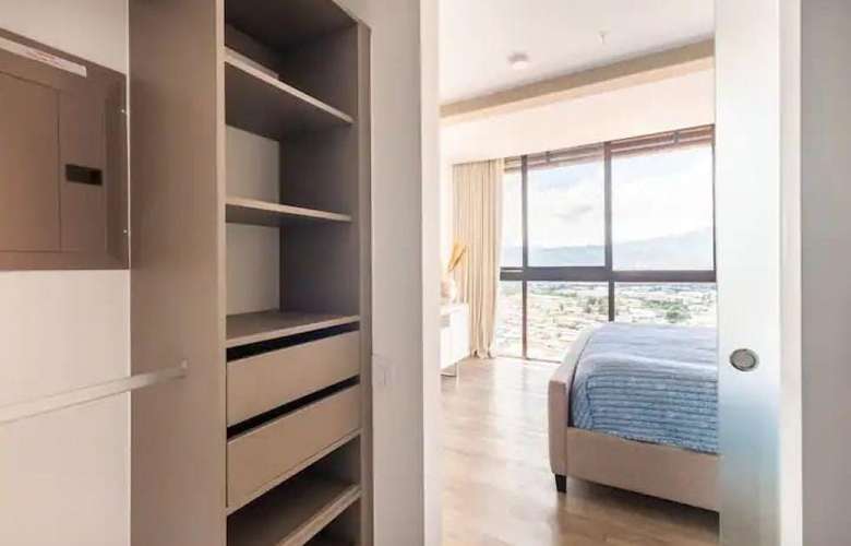 APARTAMENTO AMUEBLADO EN ALQUILER EN TORRE NEST, FRESES, CURRIDABAT | PISO 22 | 2 HABITACIONES | 2 PARQUEOS