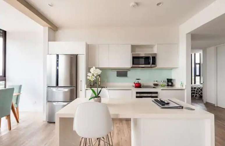 APARTAMENTO AMUEBLADO EN ALQUILER EN TORRE NEST, FRESES, CURRIDABAT | PISO 22 | 2 HABITACIONES | 2 PARQUEOS
