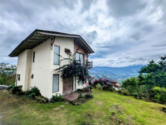 Propiedad en Venta en Cervantes de Cartago | 1.429 m2 con Vistas Espectaculares - Imagen 2