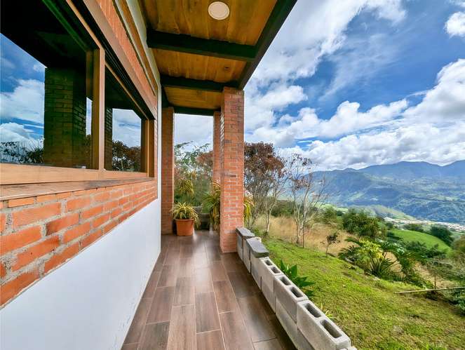 Propiedad en Venta en Cervantes de Cartago | 1.429 m2 con Vistas Espectaculares - Imagen 8