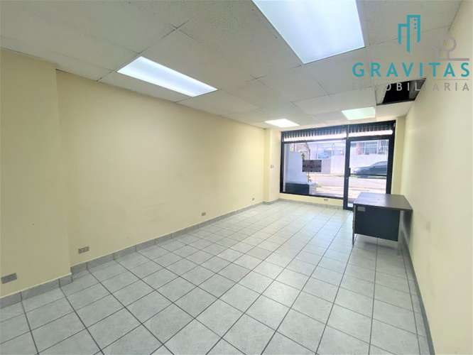 Alquiler de local comercial en San Pedro | 44 m2 | A 200 m de UCR | F 283