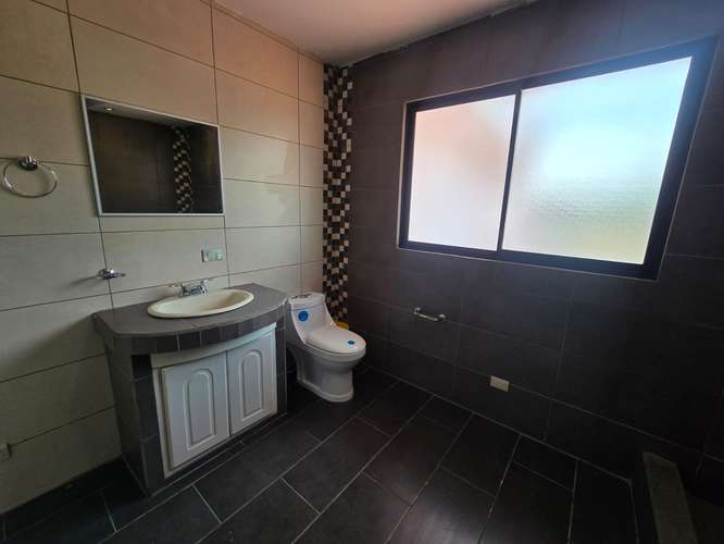*Venta de hermosa casa en Mercedes Norte, Heredia - Imagen 18