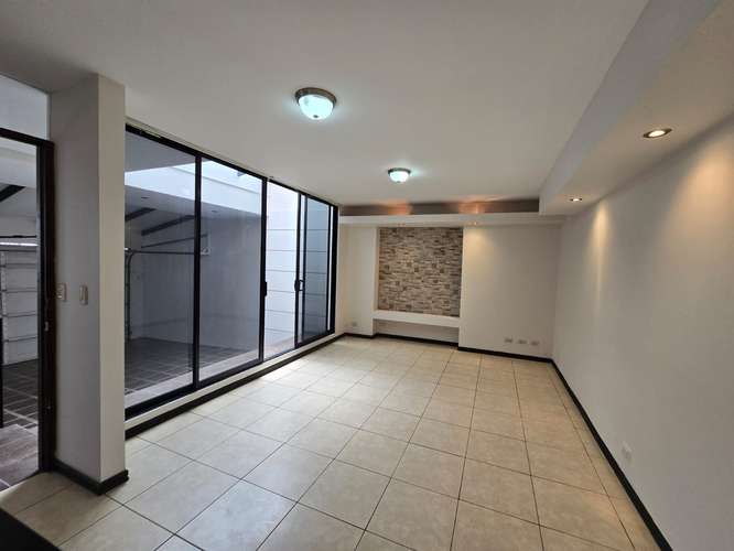 *Venta de hermosa casa en Mercedes Norte, Heredia - Imagen 5