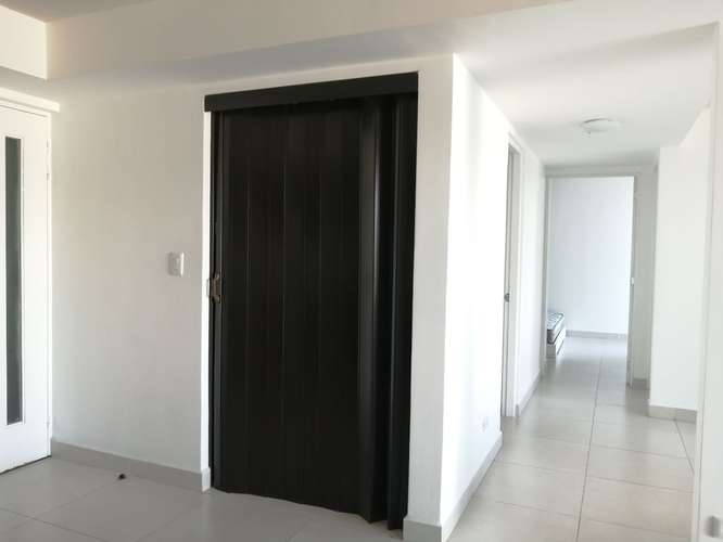 Apartamento en Condominio amobaldo y equipado, 2 dormitorios, 2 baños
