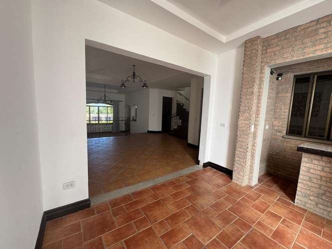 Alquiler de preciosa casa en Condominio en Guachipelín - Imagen 6