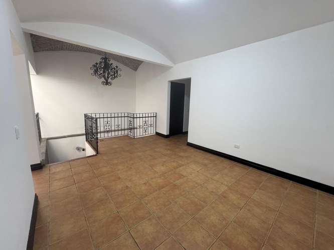 Alquiler de preciosa casa en Condominio en Guachipelín - Imagen 8