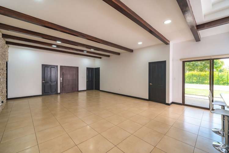 ID# 117686. Casa en Venta en Los Manzanos, Hacienda Los Reyes, La Guácima, Alajuela.
