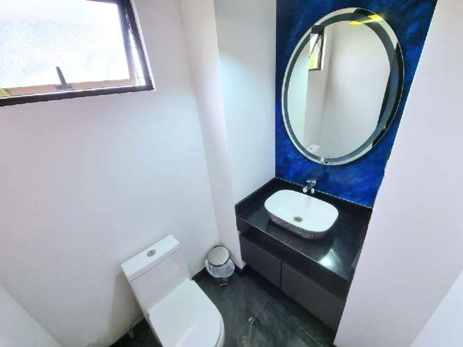 Casa moderna de 3 dormitorios en Alajuela provincia con 4 estacionamientos - Imagen 9