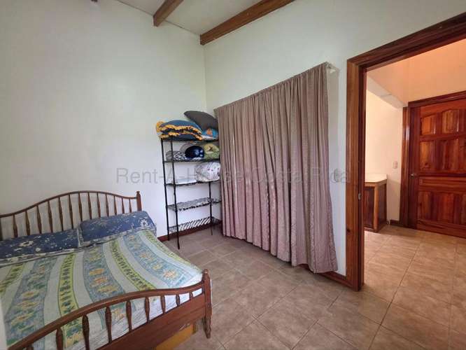 Casa de 4 dormitorios en San José provincia con garaje doble y jardín - Imagen 17