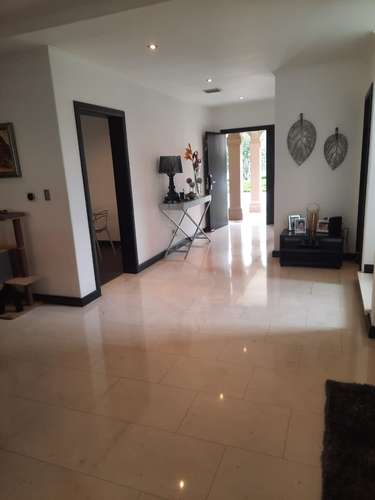 CASA MODERNA DE LUJO EN ALQUILER | CONDOMINIO PUERTA DE HIERRO, SANTA ANA - Imagen 20