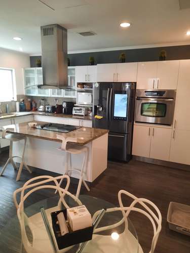 CASA MODERNA DE LUJO EN ALQUILER | CONDOMINIO PUERTA DE HIERRO, SANTA ANA - Imagen 9