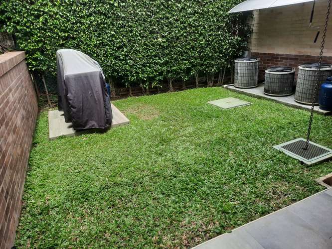 CASA MODERNA DE LUJO EN ALQUILER | CONDOMINIO PUERTA DE HIERRO, SANTA ANA - Imagen 13