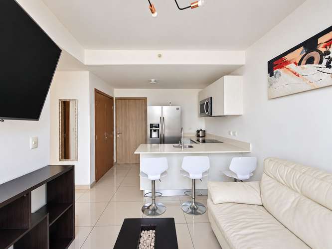 HERMOSO APARTAMENTO AMUEBLADO EN PENTHOUSE EN RIVERA BAMBU CON SERVICIOS INCLUIDOS!