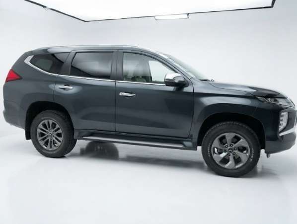 Mitsubishi SPORT 2025