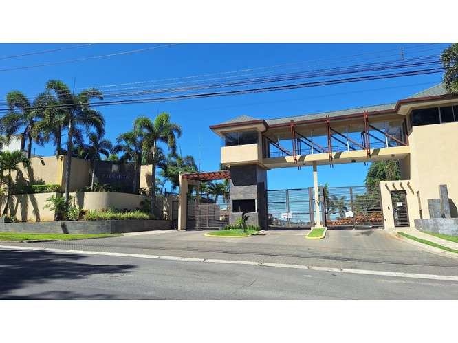 Casa En Venta En Condominio Altavista, Colón De Mora, San José