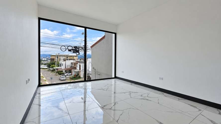 ALQUILER DE APARTAMENTO EN HEREDIA CONDOMINIO TERRAFE  - Imagen 4