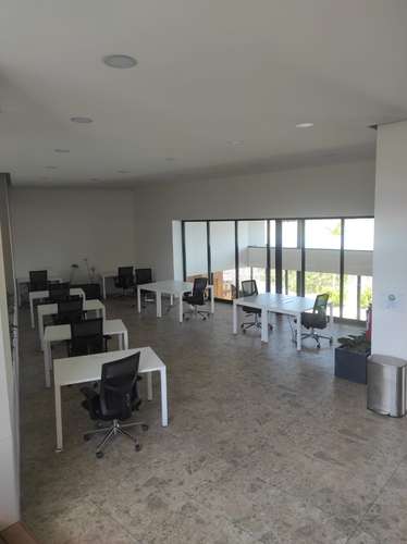 CASA ESQUINERA EN ALQUILER RÍO ORO SANTA ANA | 2 HAB 2.5 BAÑOS 2 PARQUEOS PATIO - Imagen 16
