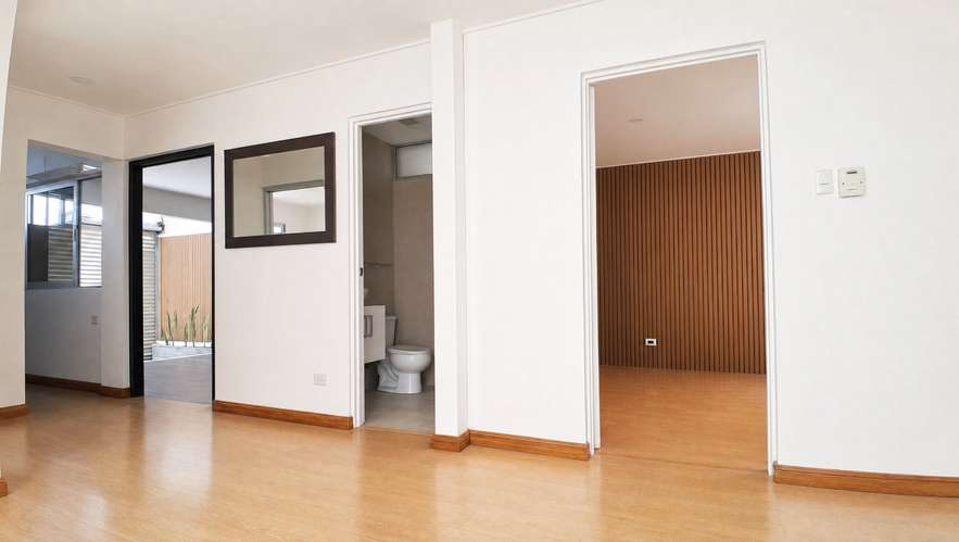 Apartamento remodelado en Rohrmoser – Excelente ubicación cerca de Plaza Mayor