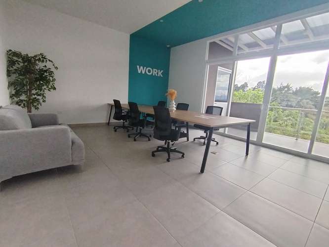 ¡Se Alquila Apartamento Con Línea Blanca, Parqueo Techado y Balcón en Piso 7! - Imagen 19