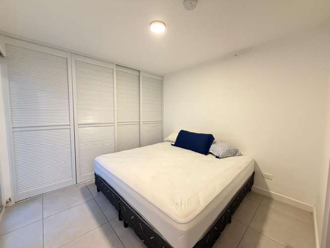 ¡Se Alquila Apartamento Con Línea Blanca, Parqueo Techado y Balcón en Piso 7! - Imagen 8
