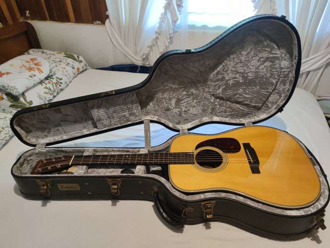 Guitarra dreadnought Eastman E20D-TC (thermo curve)