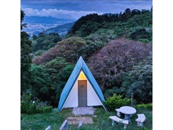 Gran oportunidad de venta HOSTEL en las montañas de Santa Ana