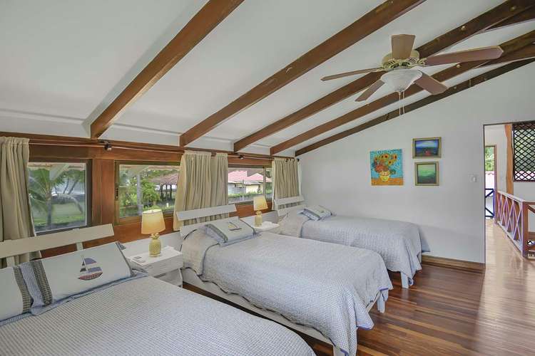 Casa Frente al Mar con Piscina Privada en Playa Tivives | Vista Espectacular + Airbnb Ready
