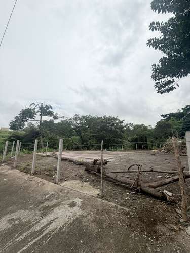 Gran oportunidad de inversión en Desamparados: propiedad con amplio terreno - Imagen 4