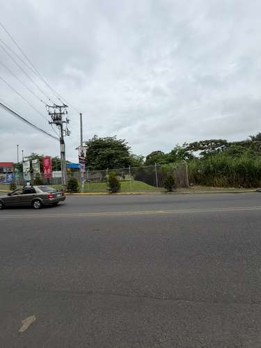 Gran oportunidad de inversión en Desamparados: propiedad con amplio terreno - Imagen 2