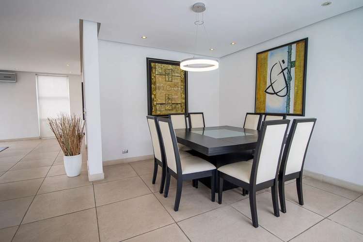 EXCLUSIVE LUXURY RESIDENCE IN DALUZ - Imagen 3